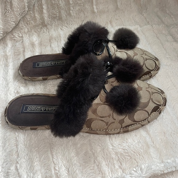 NWOT Coach Poppy Jayda Signature Fur Slippers Gift Khaki Brown Women’s 8 - Picture 1 of 7